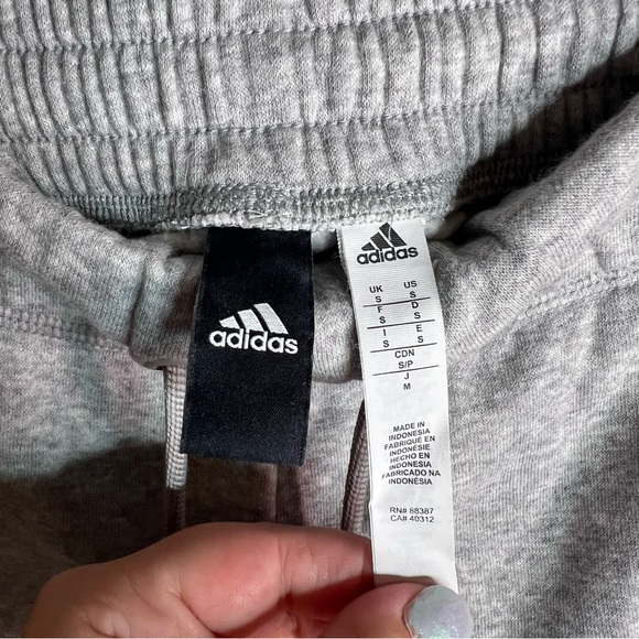 Adidas Men’s Gray Jogger Sweatpants - Picture 5 of 7